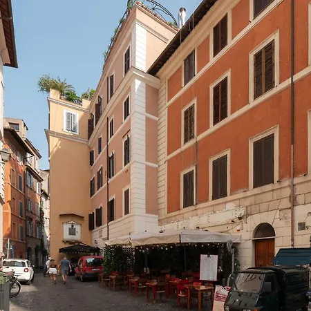 Guesthost - Piazza Navona Petite House Διαμέρισμα