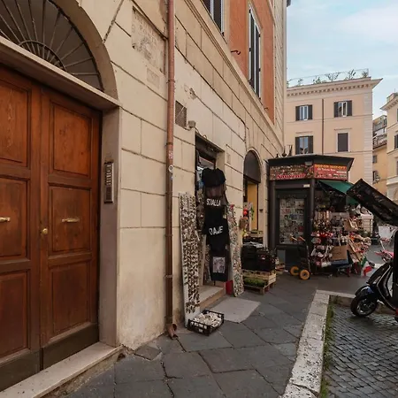 Guesthost - Piazza Navona Petite House Ρώμη